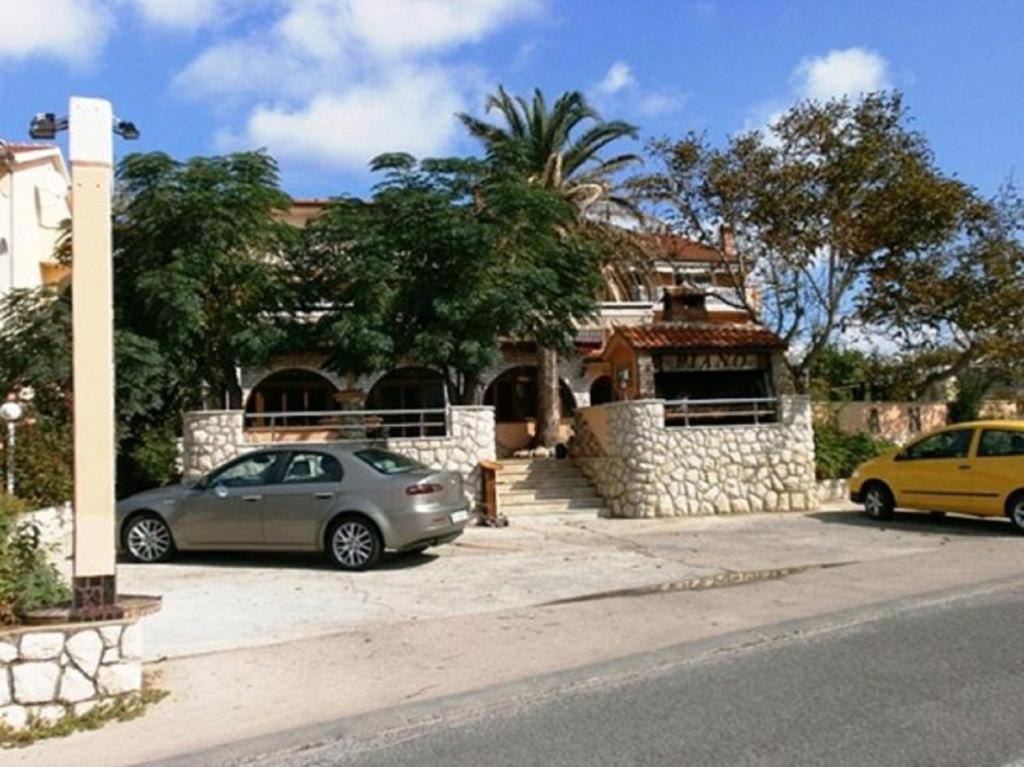 Piano Apartment Lopar Exterior foto